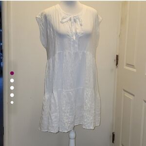 Robin Piccone Tiered Beach Cover-Up mini Dress Medium Gauzy Beach Coastal Cozy